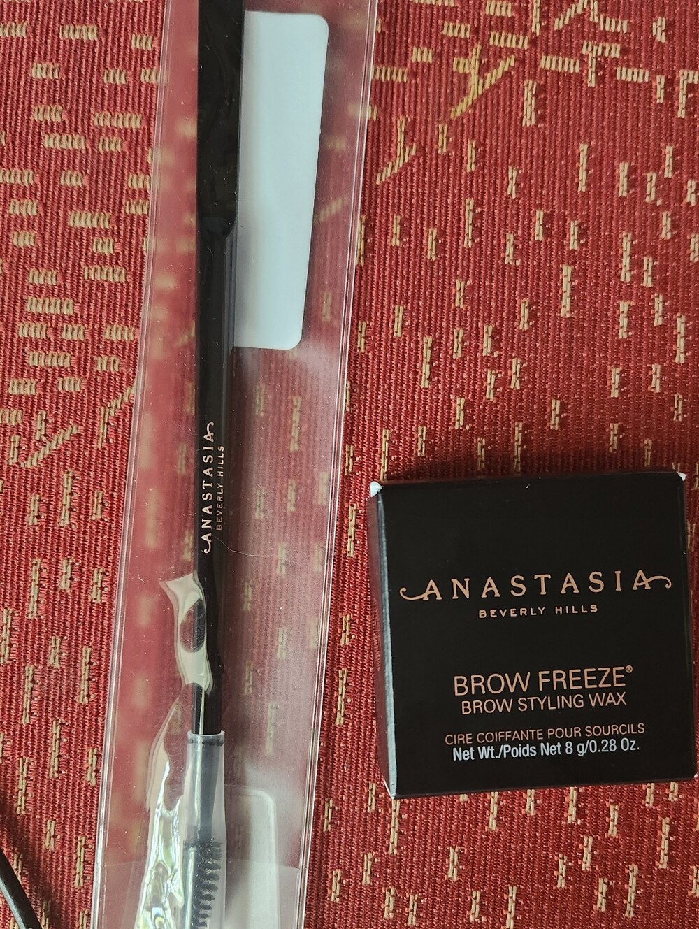 New Anastasia Beverly Hills Brow Freeze Wax with Dual-Ended Brow Brush - Black
